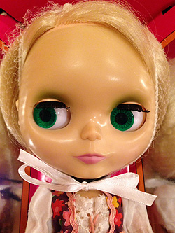 ashton drake blythe doll